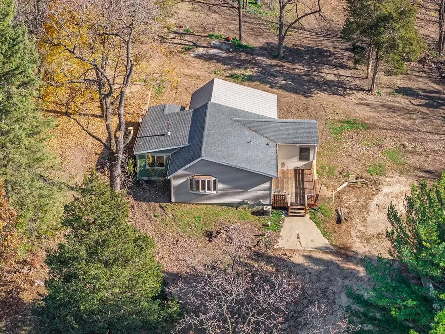 N7726 Wendlick Road, Pardeeville, WI 53954 - Image #3