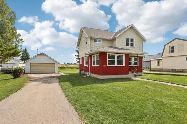 W6181 W Maple Street, Burnett, WI 53922