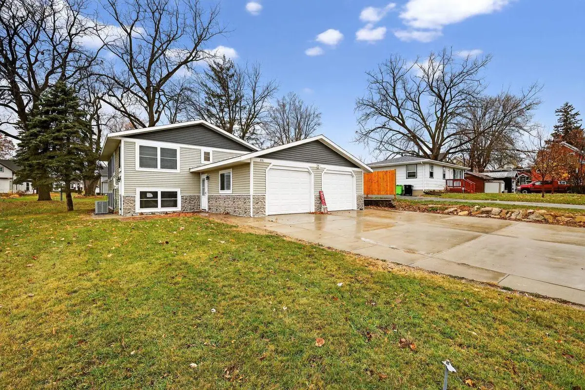 205 Ann Street, Fox Lake, WI 53933 - Image #1