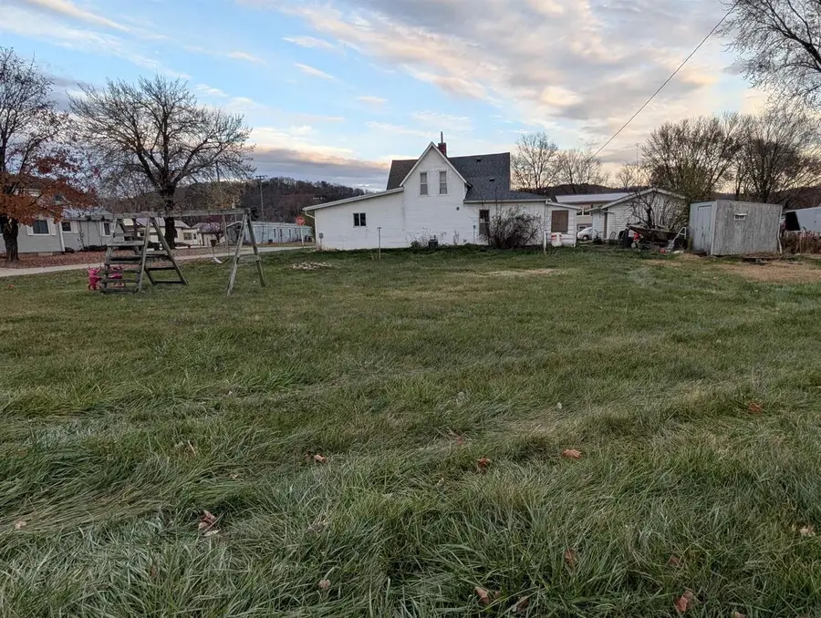 325 S Burlington Avenue, Bagley, WI 53801 - Image #3