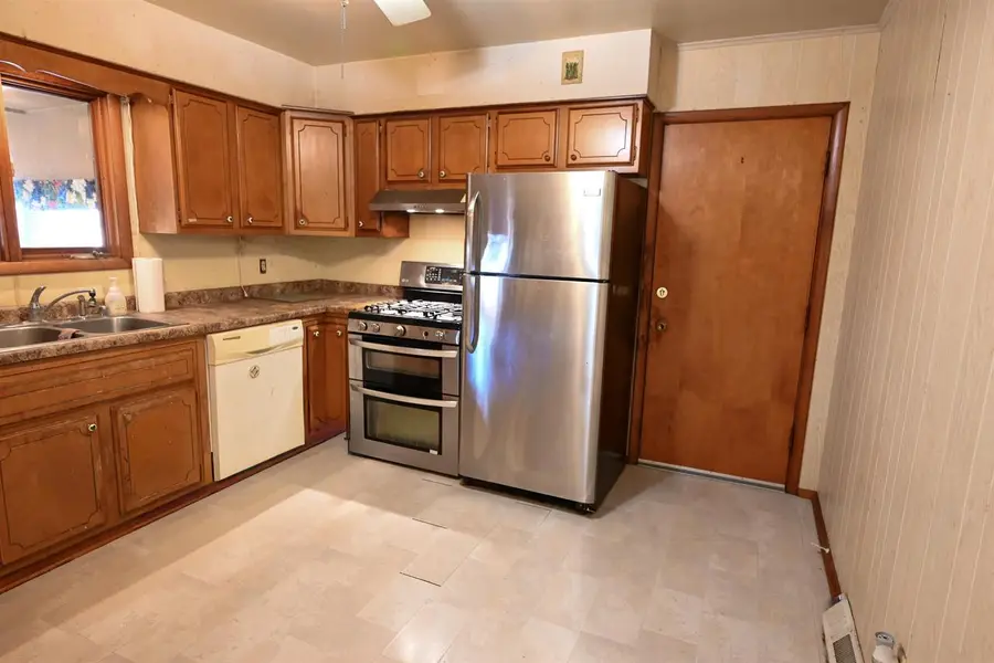 W8108 Dunning Road, Pardeeville, WI 53954 - Image #3