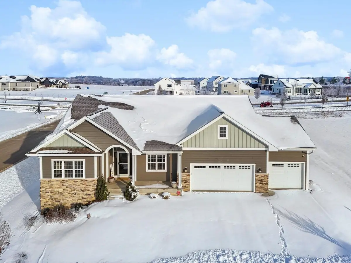 5830 Eagle Prairie Court, Middleton, WI 53597 - Image #1