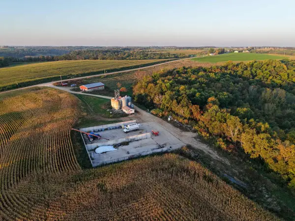 28928 Monarch Ave. Avenue, Kendall, WI 54638