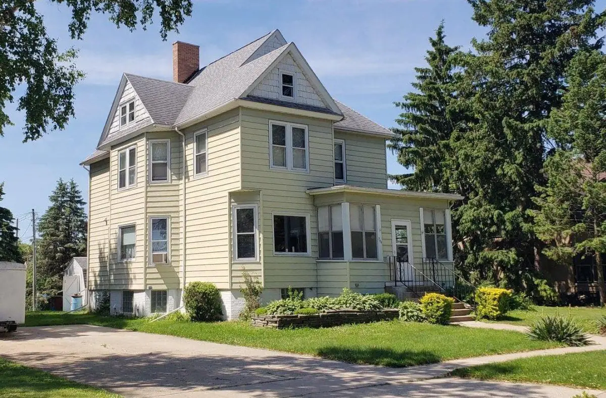 244 E Linden Drive, Jefferson, WI 53549 - Image #1