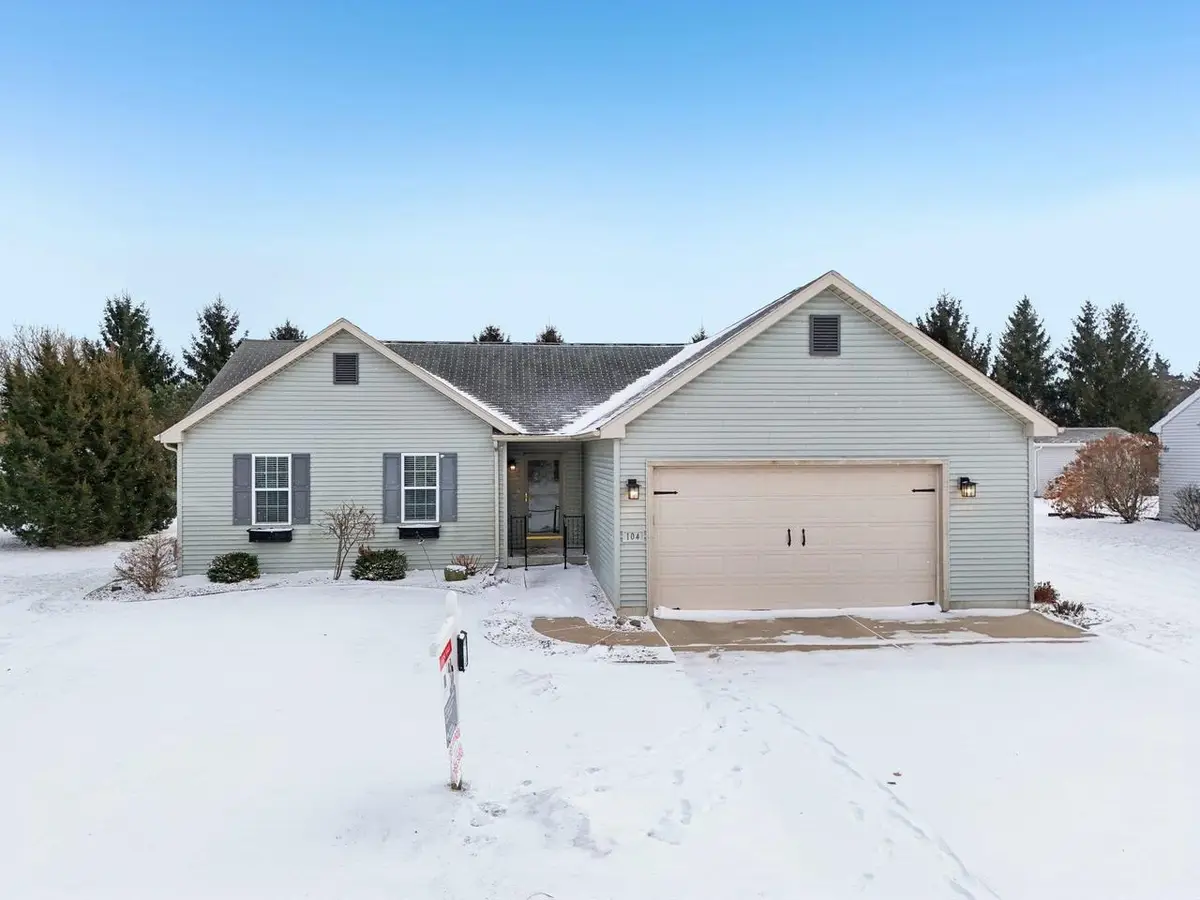 104 Ridgeline Drive, Columbus, WI 53925 - Image #1