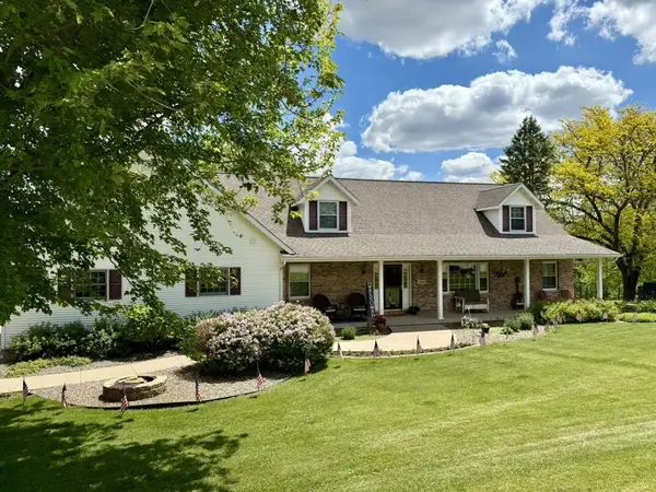 420 Front Street, Bloomington, WI 53804