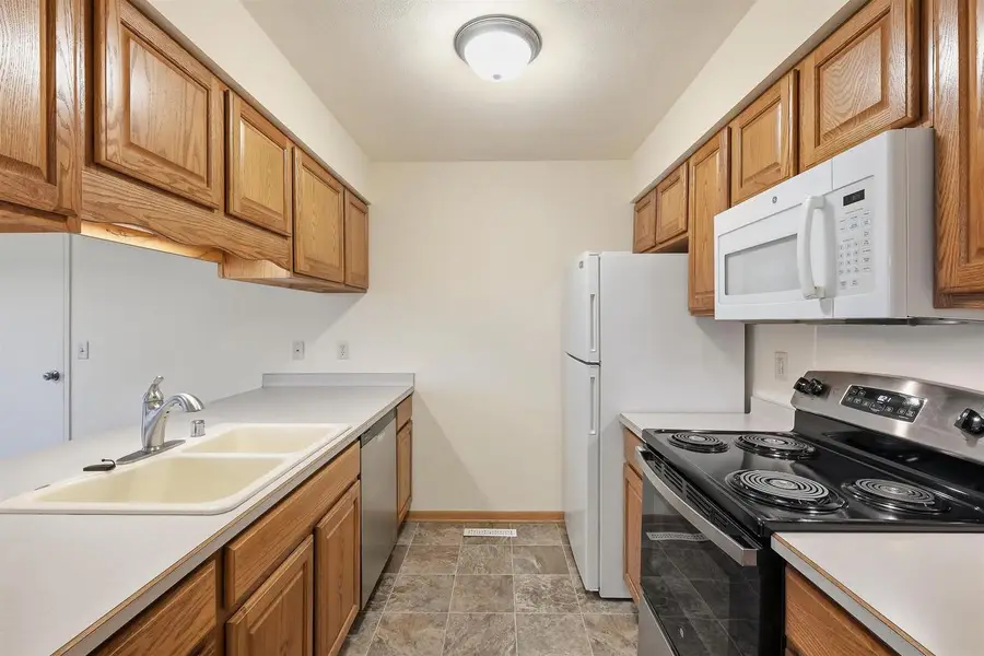 1191-1199 Stonewood Crossing, Sun Prairie, WI 53590 - Image #3