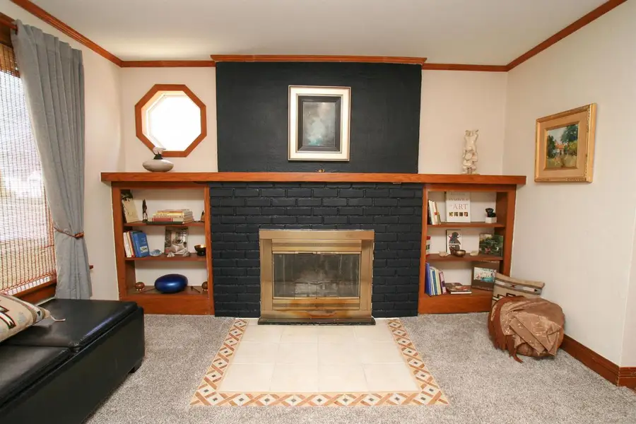 906 Benton Avenue, Janesville, WI 53545 - Image #2