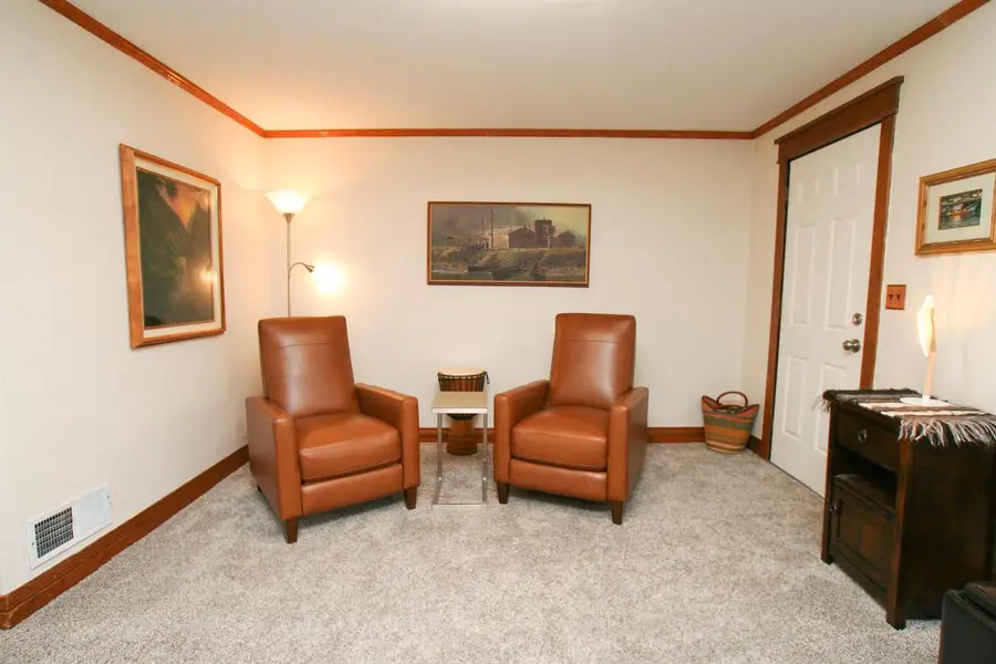 906 Benton Avenue, Janesville, WI 53545 - Image #3