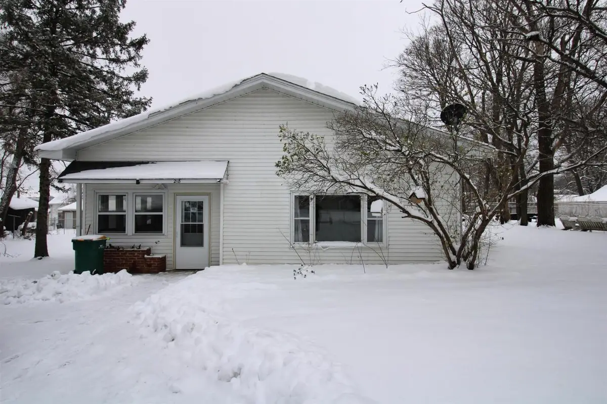 218 Dawson Avenue, Beloit, WI 53511 - #1