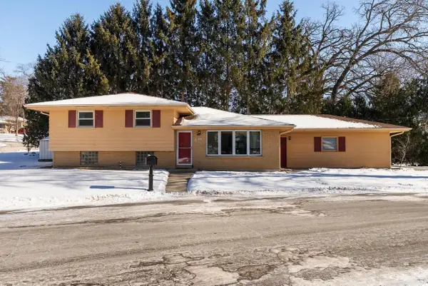 2845 Tomahawk Court, Middleton, WI 53562