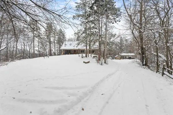 2829 Evergreen Drive, Cambridge, WI 53523