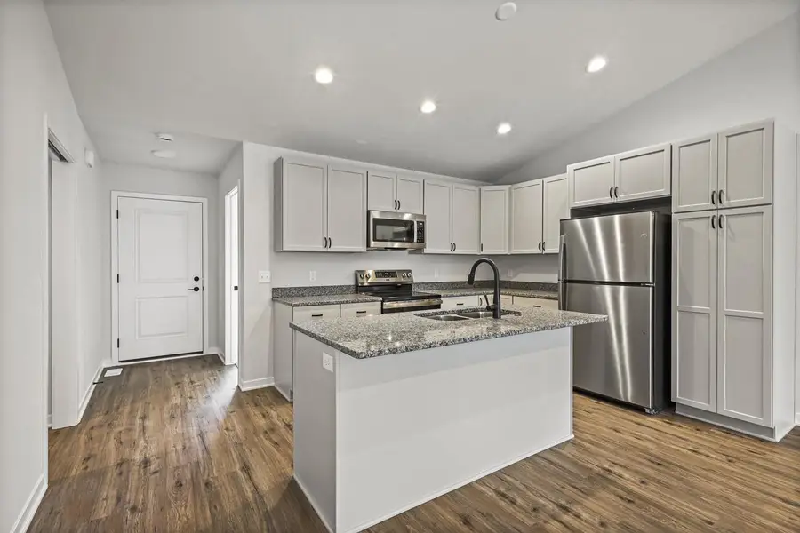 1408 Lilac Lane, Stoughton, WI 53589 - Image #3