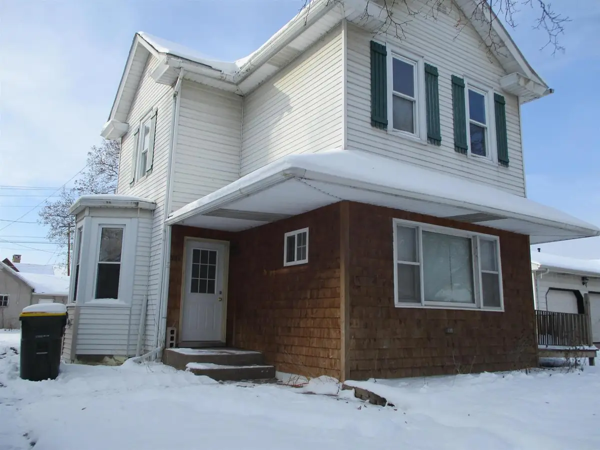 506 W Amelia Street, Cassville, WI 53806 - Image #1