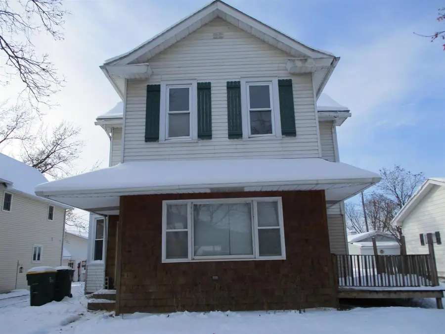 506 W Amelia Street, Cassville, WI 53806 - Image #2