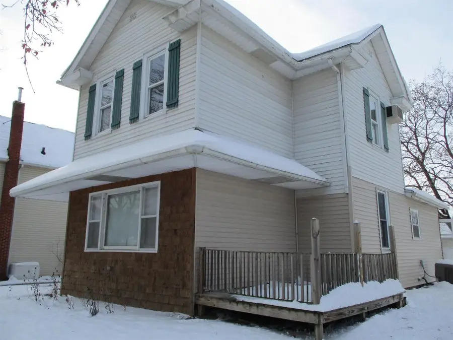 506 W Amelia Street, Cassville, WI 53806 - Image #3