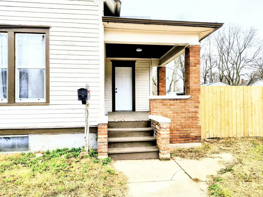 717 Vernon Avenue, Beloit, WI 53511 - #2