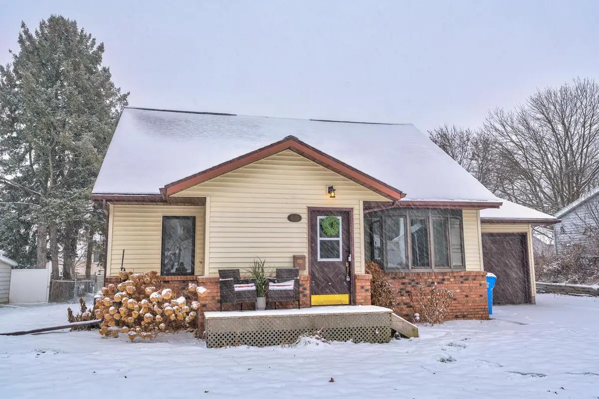 623 Hamilton Street, Columbus, WI 53925 - Image #1