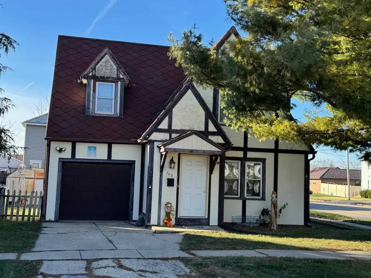 745 Caroline Street, Janesville, WI 53545 - Image #1