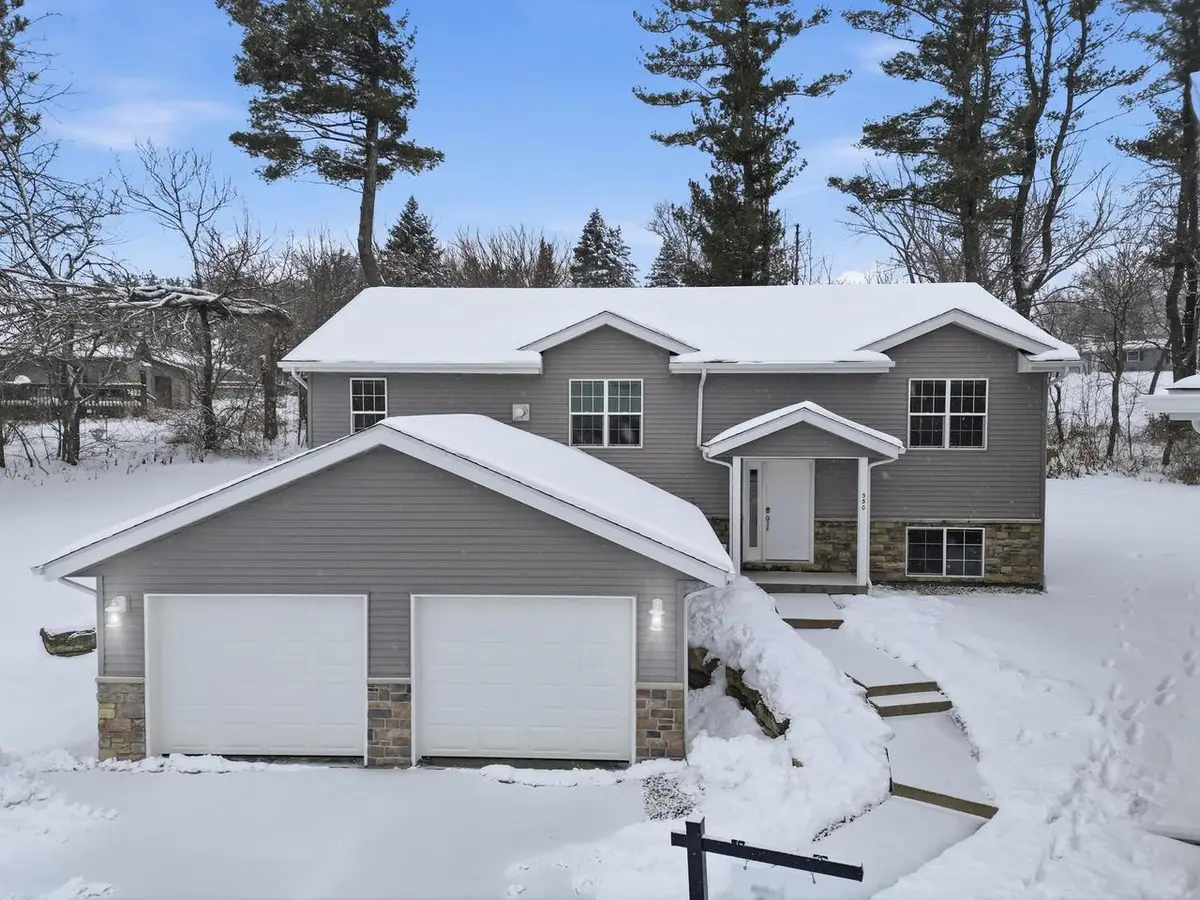 330 Waite Lane, Platteville, WI 53818 - Image #1