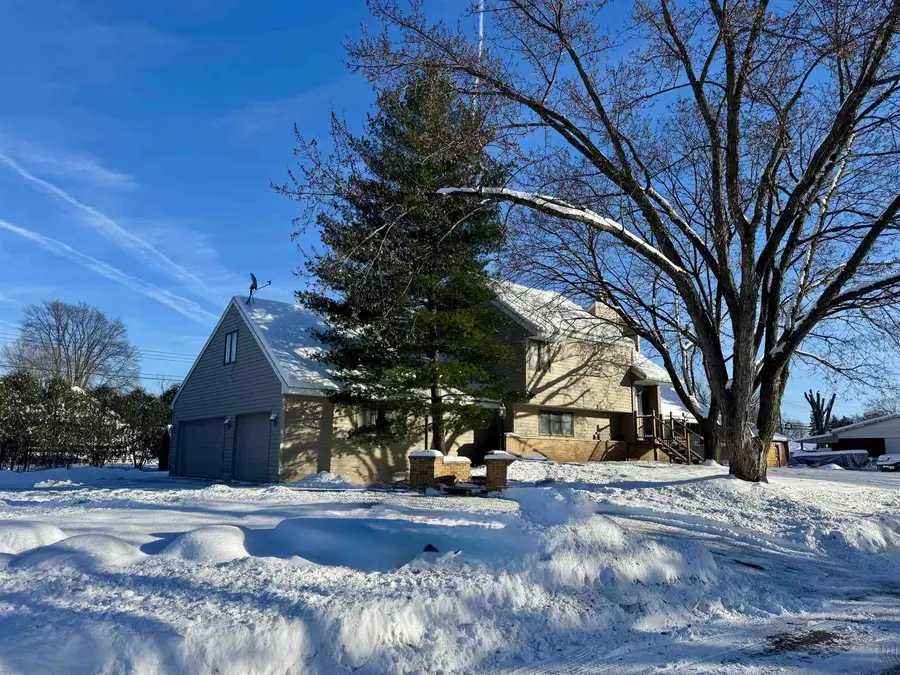 1014 S 6th Street, Prairie Du Chien, WI 53821 - Image #3