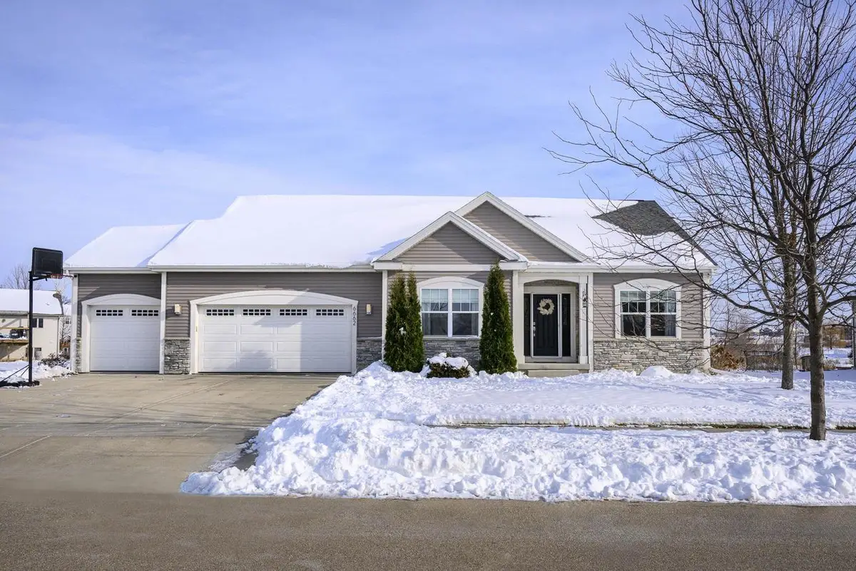 6662 Dusky Glen, Windsor, WI 53598 - Image #1