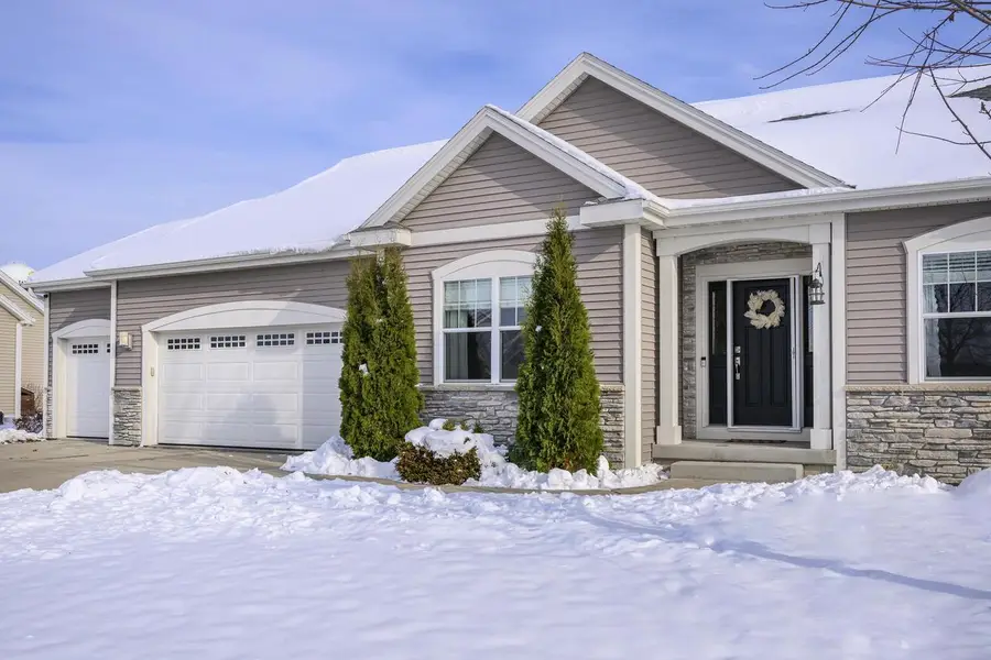 6662 Dusky Glen, Windsor, WI 53598 - Image #2