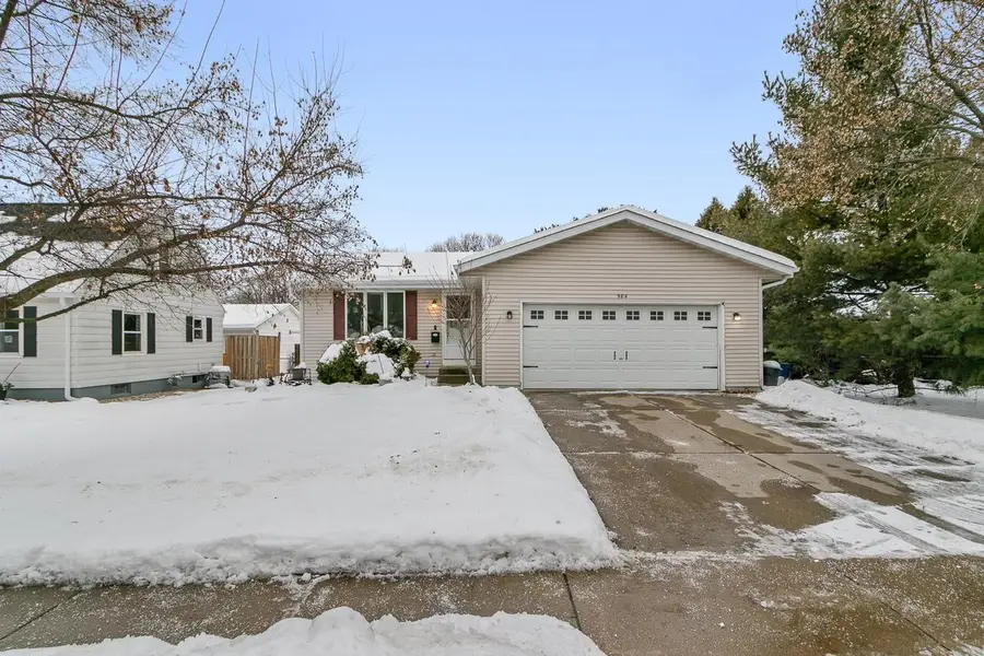 906 N Main Street, Edgerton, WI 53534 - #2