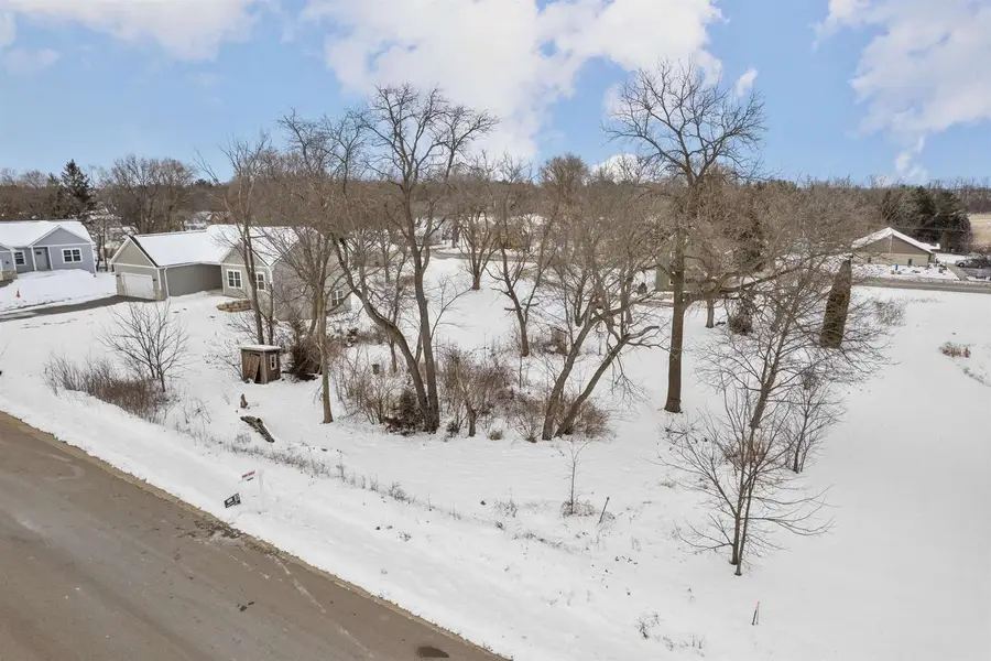 303 Teri Lee Lane, Orfordville, WI 53576 - Image #3