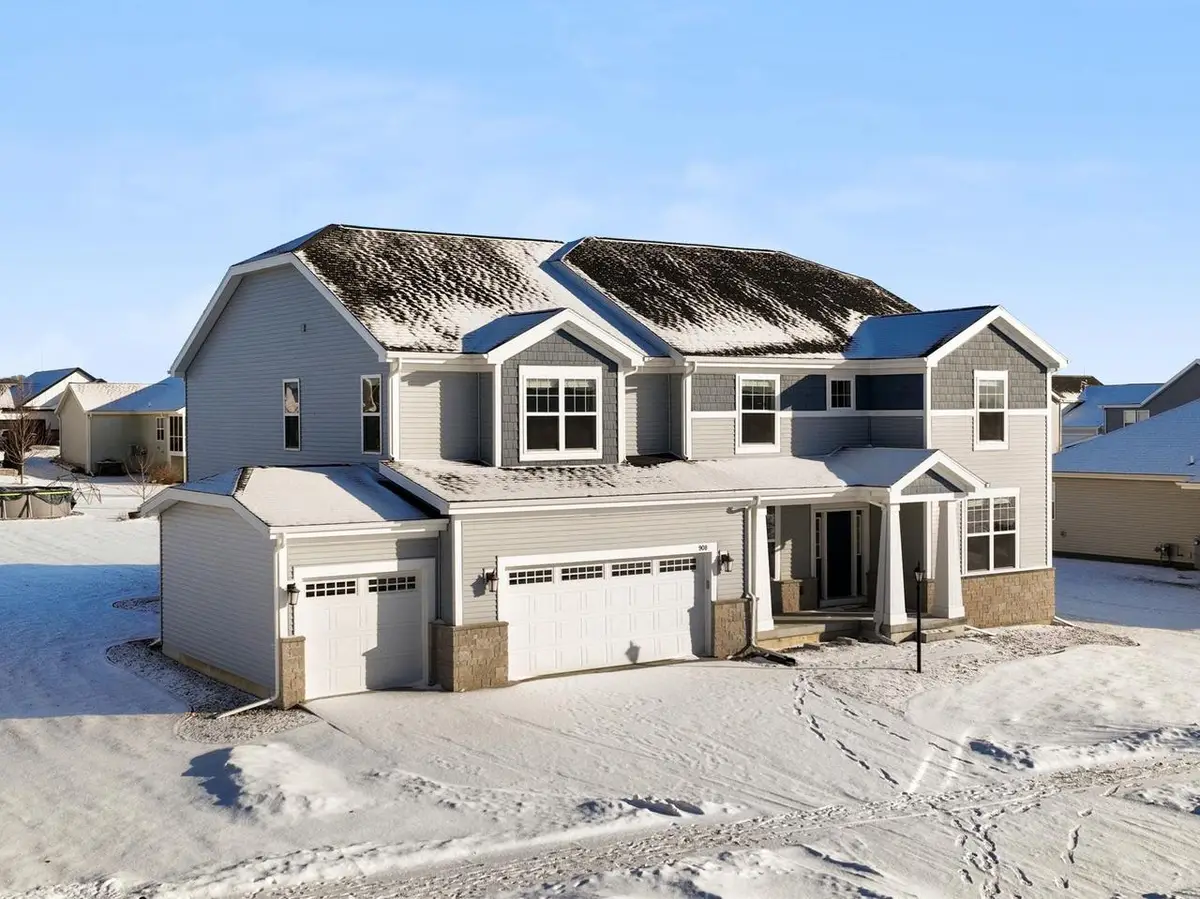 908 Yorktown Road, Deforest, WI 53532 - Image #1