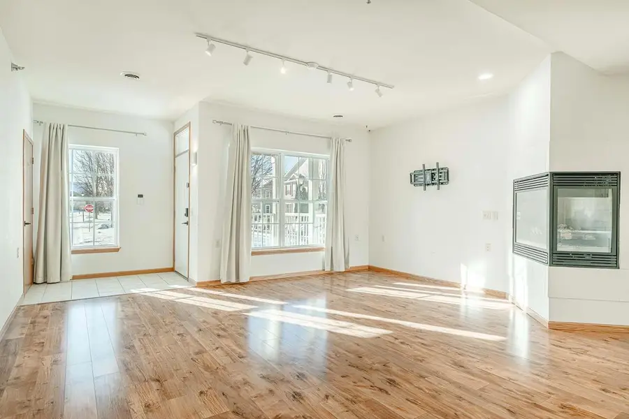 2998 TRIUMPH Drive #3, Sun Prairie, WI 53590 - Image #2