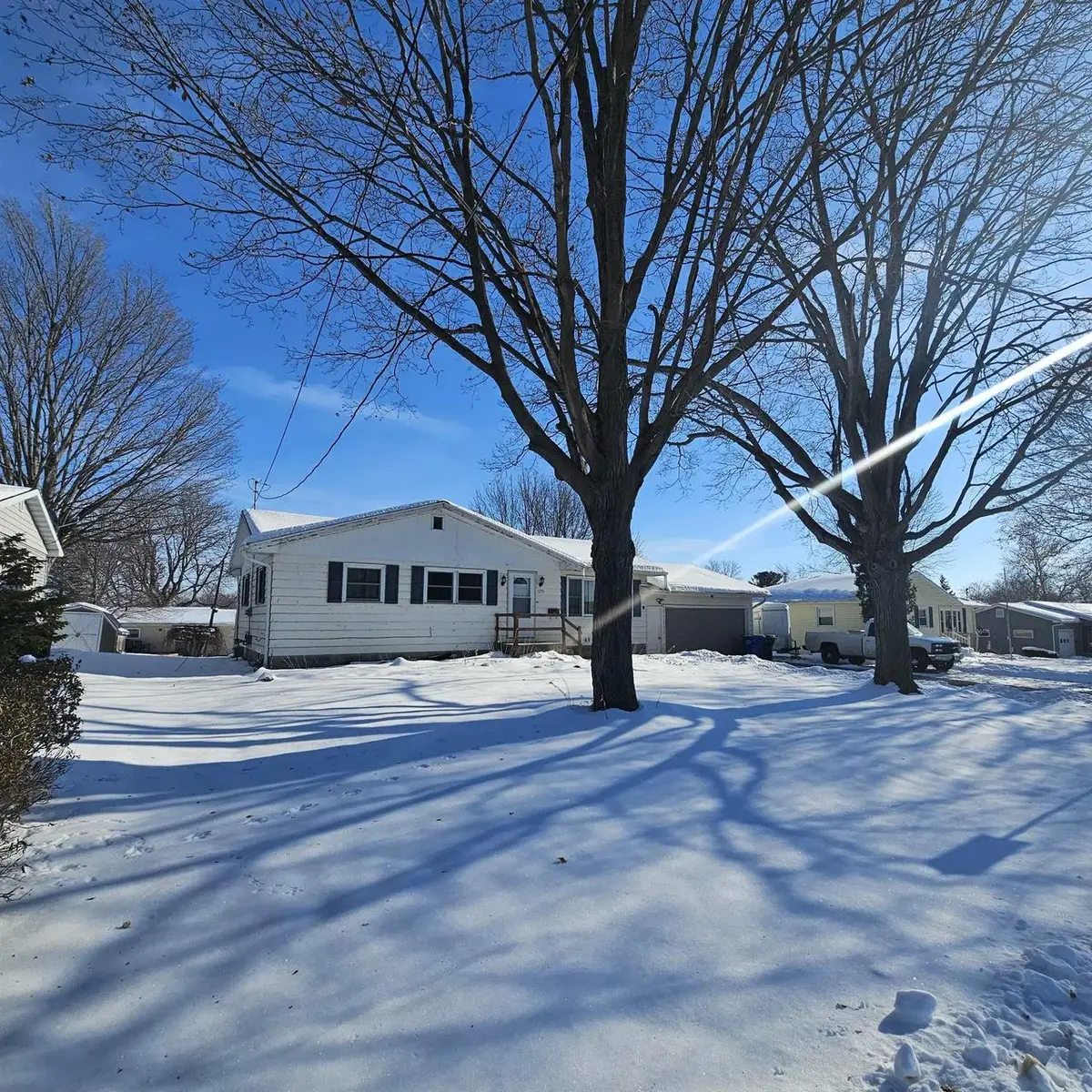 1175 Farnham Street, Columbus, WI 53925 - Image #1