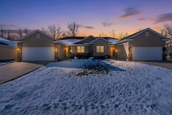 421 Pine Street, Brooklyn, WI 53521