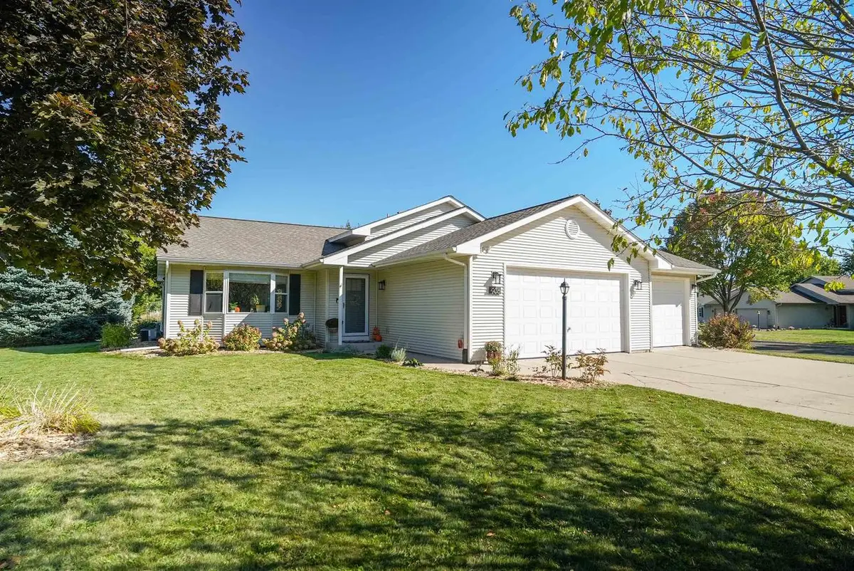 906 Stonecress Court, Sun Prairie, WI 53590 - #1