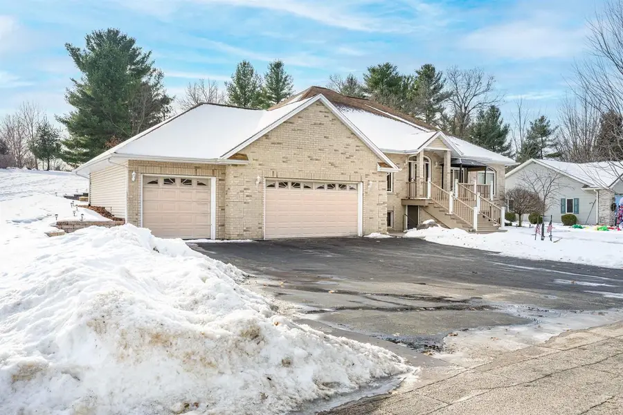 1628 Michigan Avenue, Wisconsin Dells, WI 53965 - Image #3