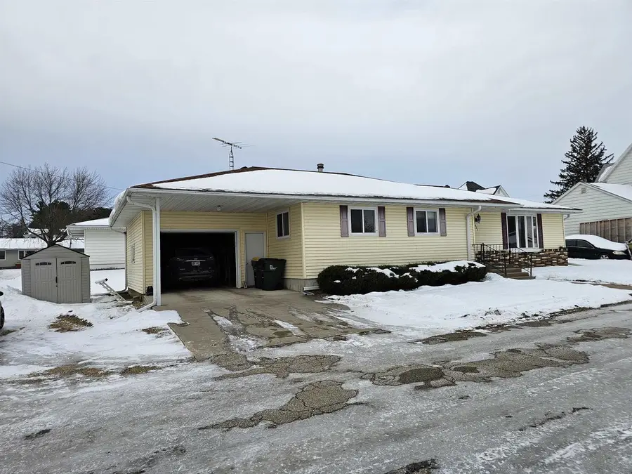 625 4th Street, Bloomington, WI 53804 - Image #3