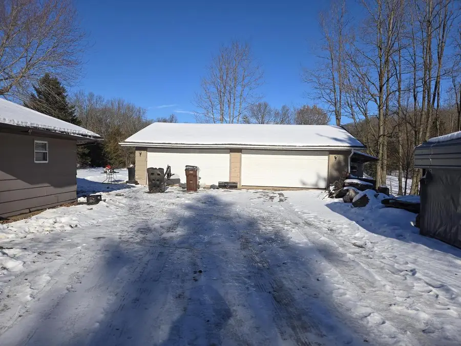 464 Fawn Court, Oxford, WI 53952 - Image #2
