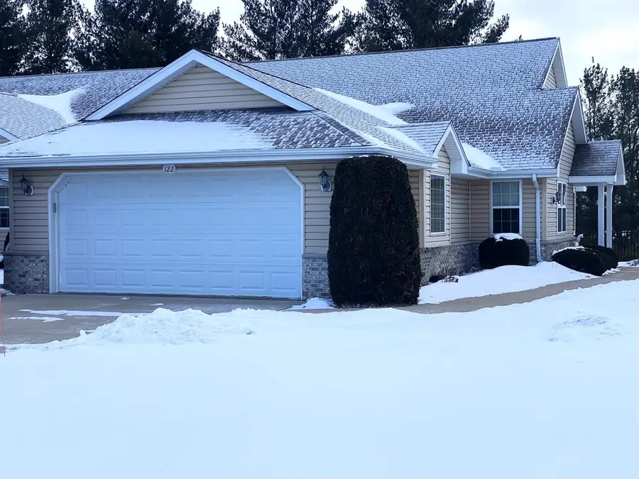 122 Summit Court #2502, Columbus, WI 53925 - Image #3