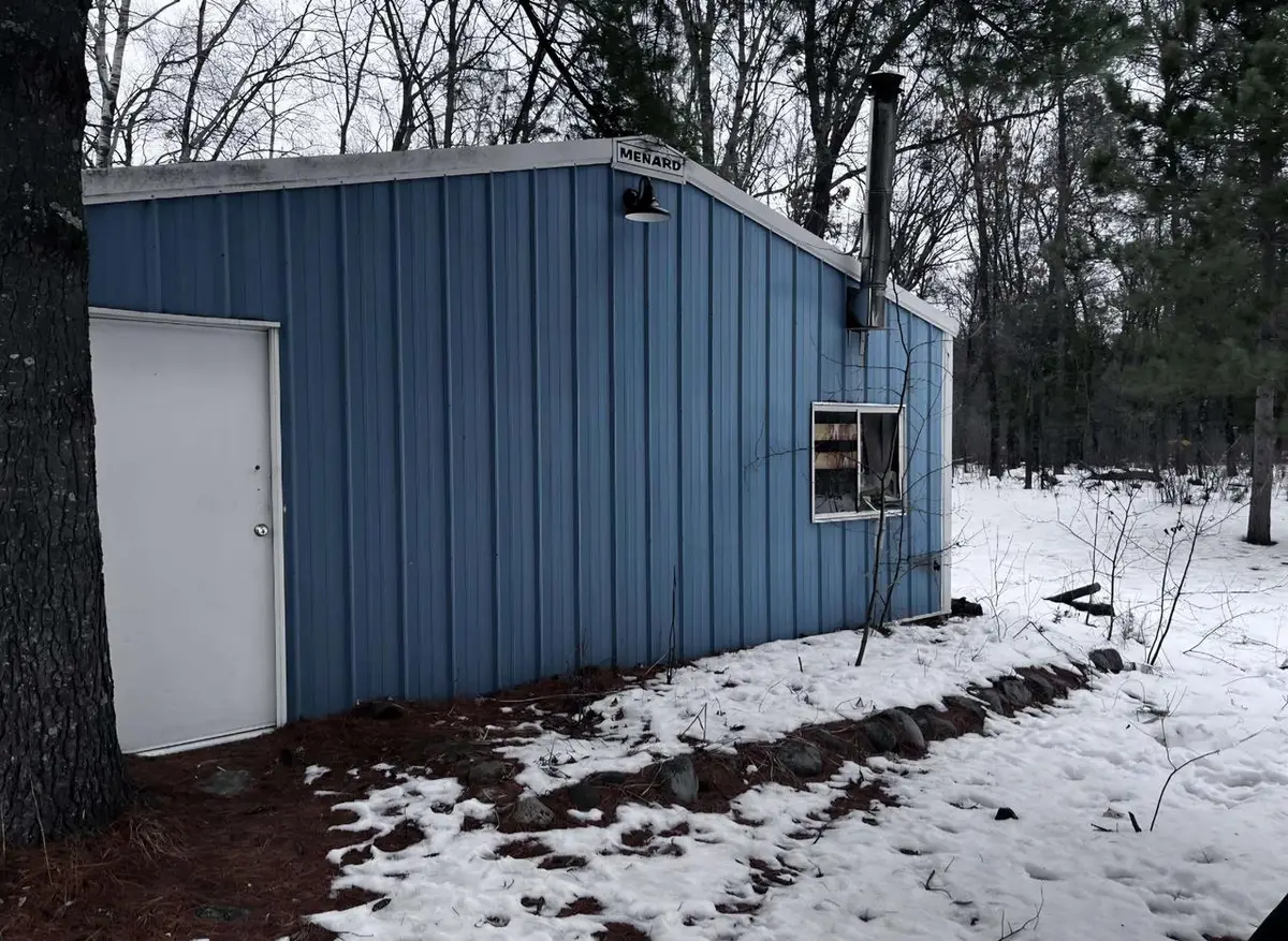 915 Fur Avenue, Wisconsin Dells, WI 53965 - Image #1