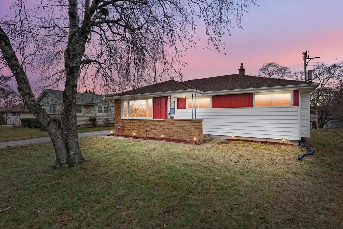 5405 W Hemlock Road, Milwaukee, WI 53223 - Image #1