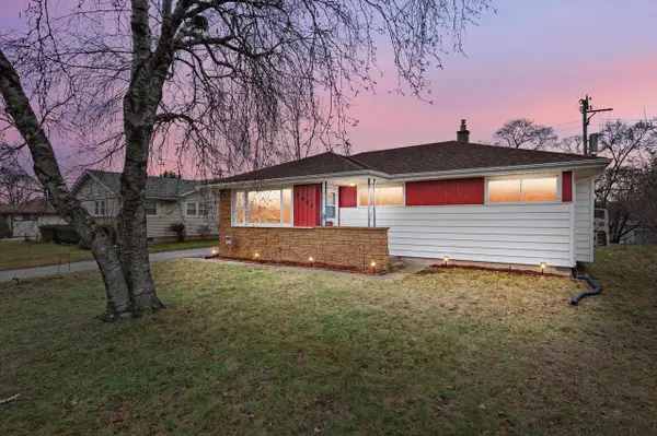 5405 W Hemlock Road, Milwaukee, WI 53223