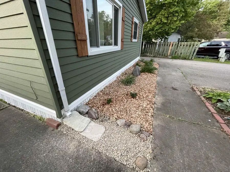 75 Falling Creek Circle #75, Janesville, WI 53548 - Image #2