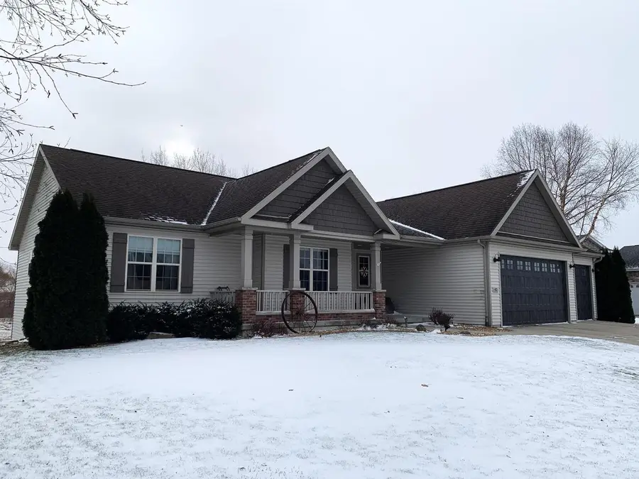 412 Vista Circle, Columbus, WI 53925 - Image #2