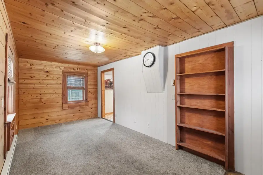 107 E Chestnut Street, Pardeeville, WI 53954 - Image #2