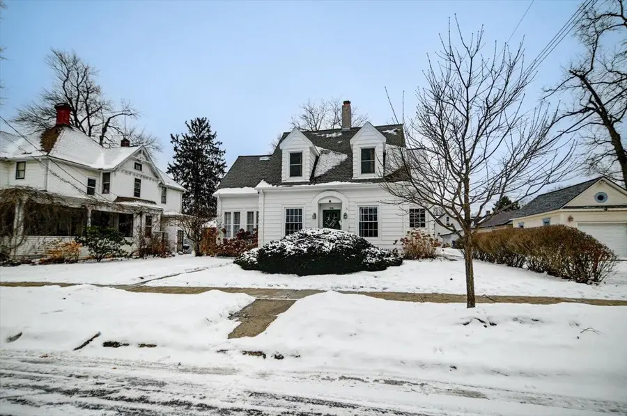 809 Oak Street, Baraboo, WI 53913 - #3