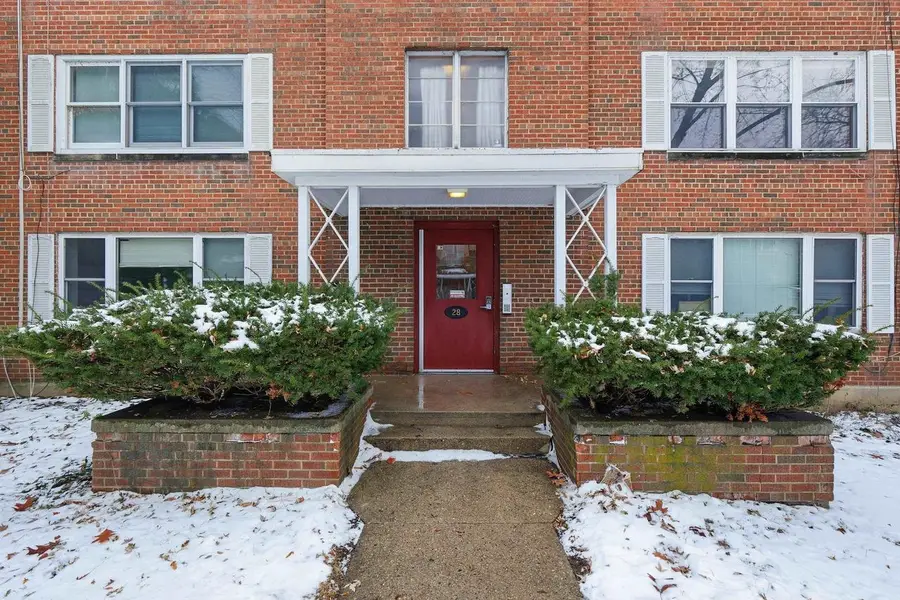 28 Sherman Terrace #4, Madison, WI 53704 - Image #2