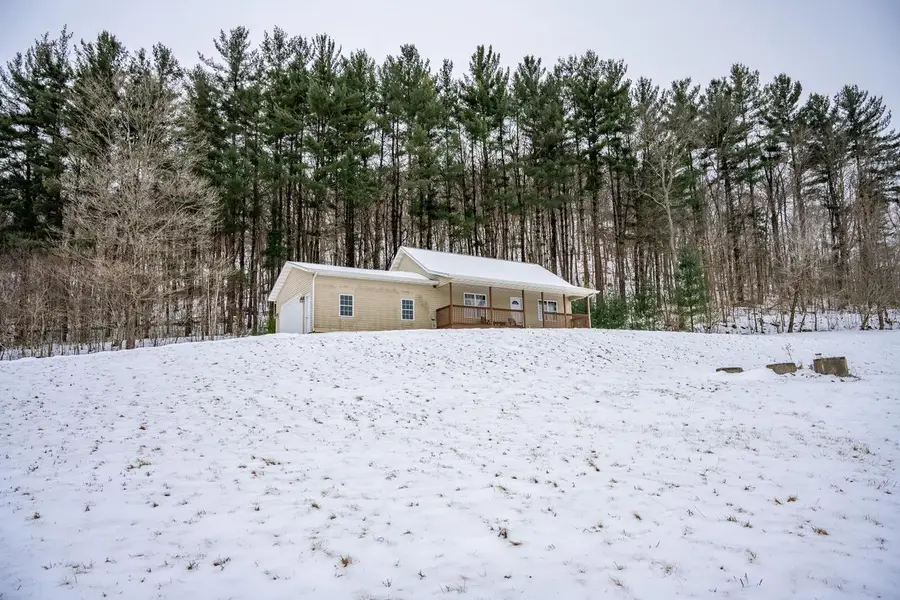 29431 Maxwell Hill Road, Cazenovia, WI 53924 - Image #3