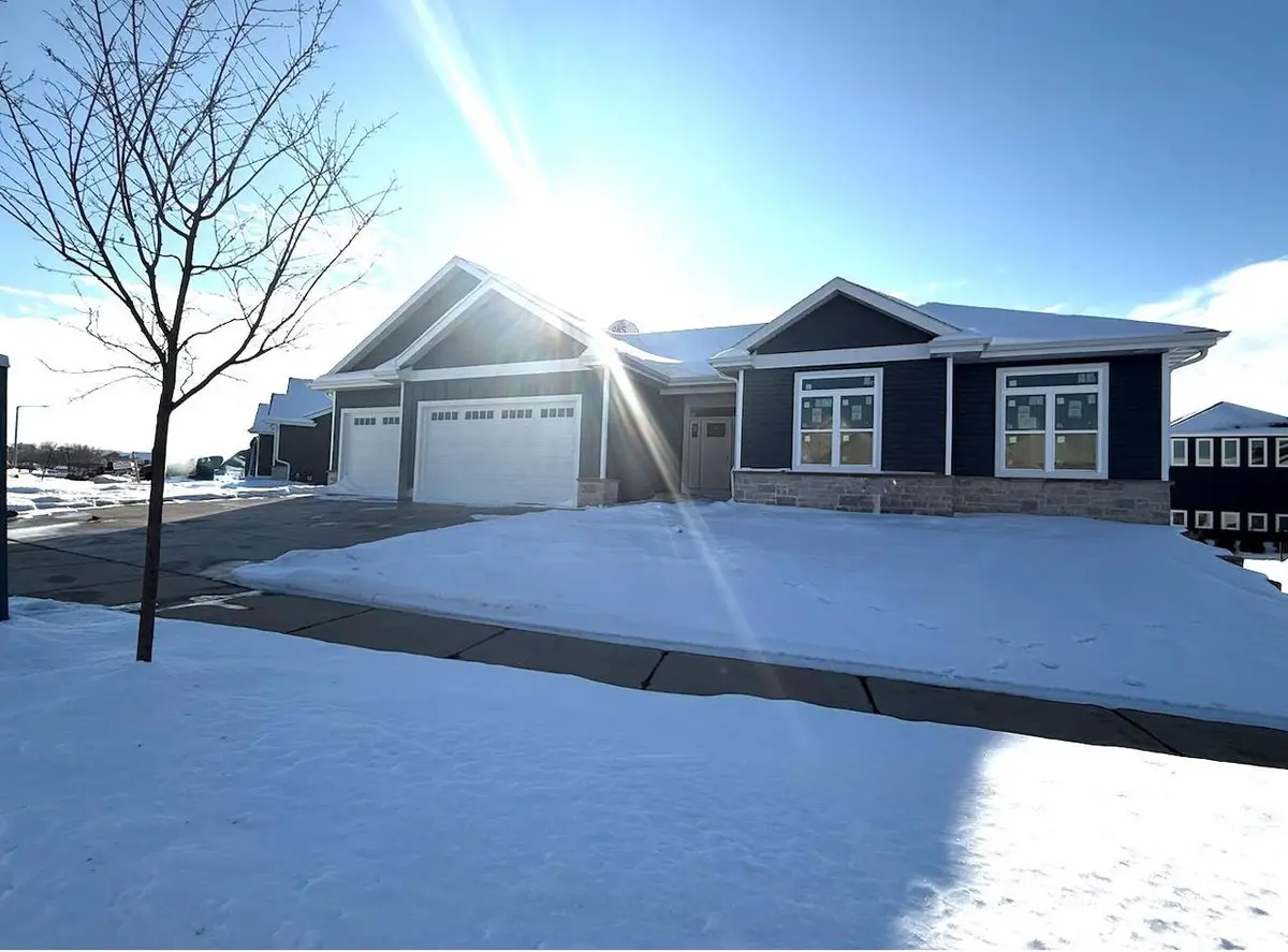 7683 Stonecrop Way, Deforest, WI 53532 - Image #1