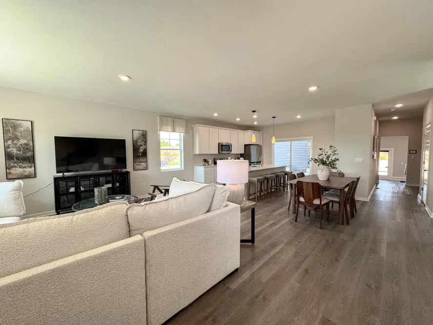 545 Trysil Aly N, Stoughton, WI 53589 - Image #2