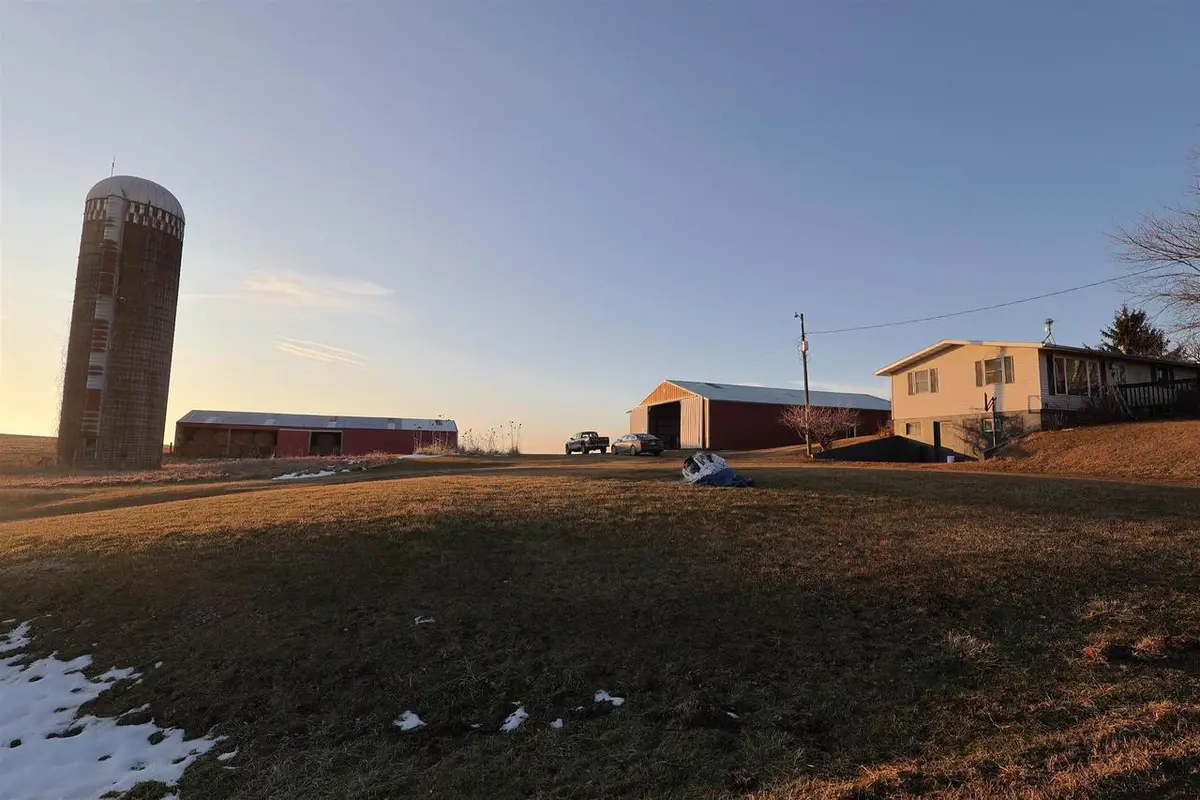 24381 N Irish Ridge Road, Boscobel, WI 53805 - Image #1